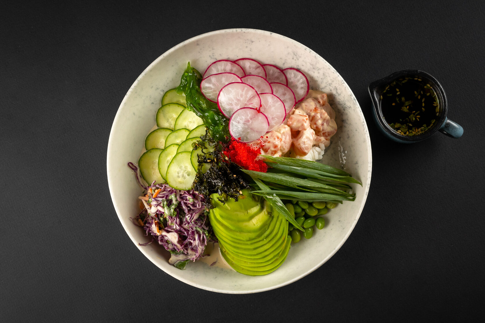 Поке с лососем